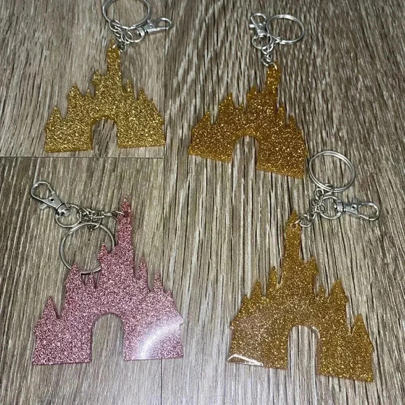 4 Homemade Disney Castle Keychains - Picture 2 of 4